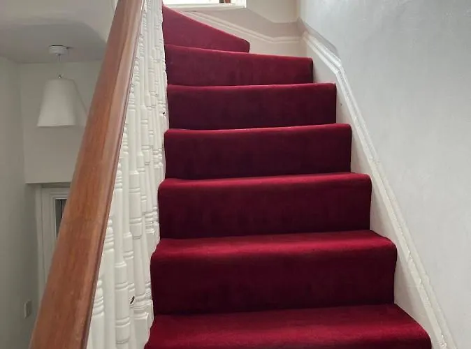 Charming Townhouse בית נופש