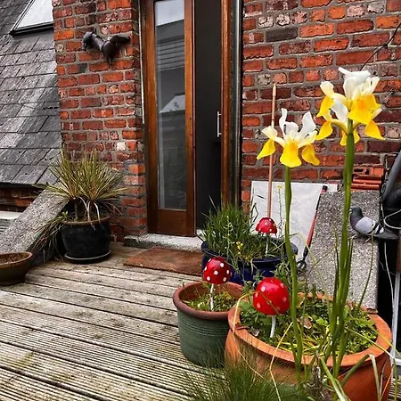 Charming Townhouse Дом отдыха *