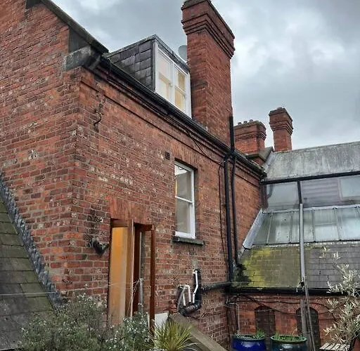بيت للعطل Charming Townhouse دبلن