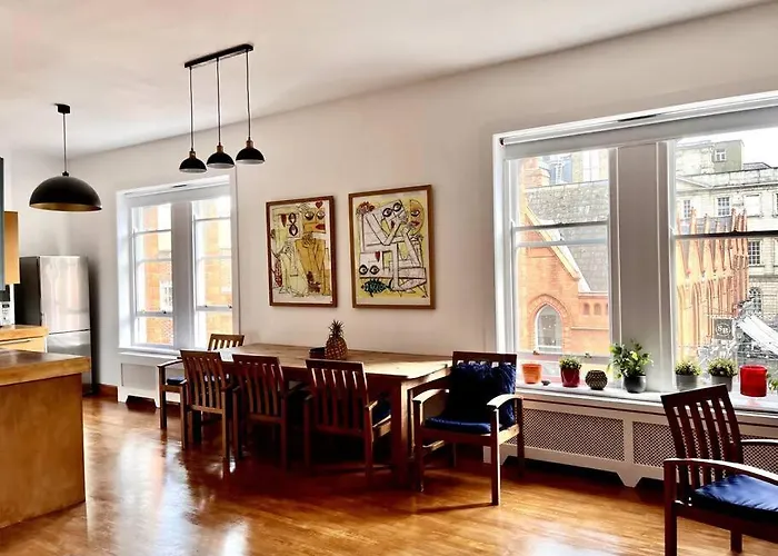 Charming Townhouse